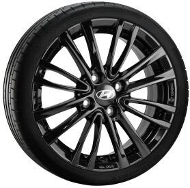 Hyundai Bayon Winterkomplettrad, Manik Black 6,5x17 ET49 + Hankook W462